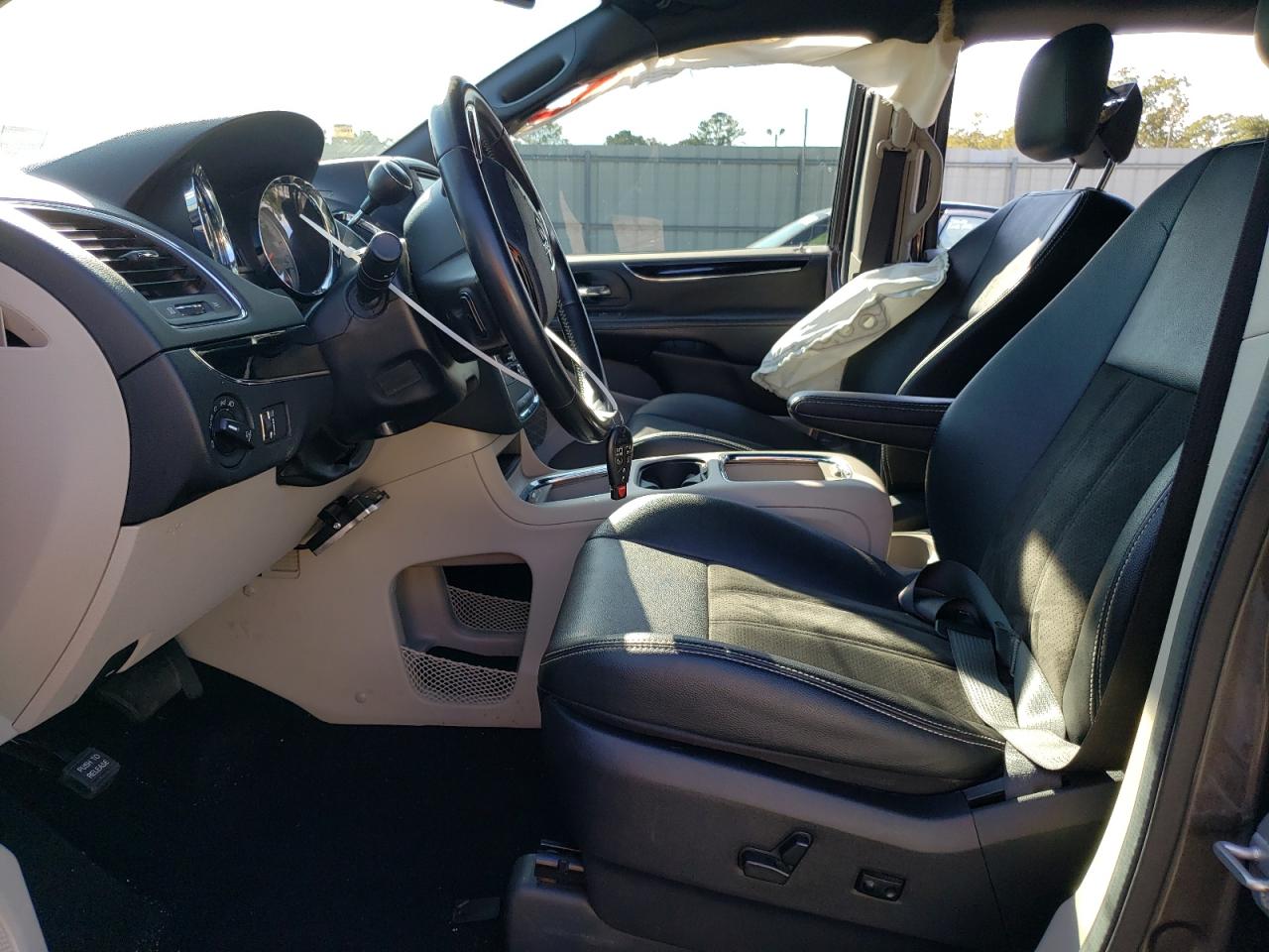 2020 Dodge Grand Caravan Sxt VIN: 2C4RDGCG2LR153938 Lot: 52879615