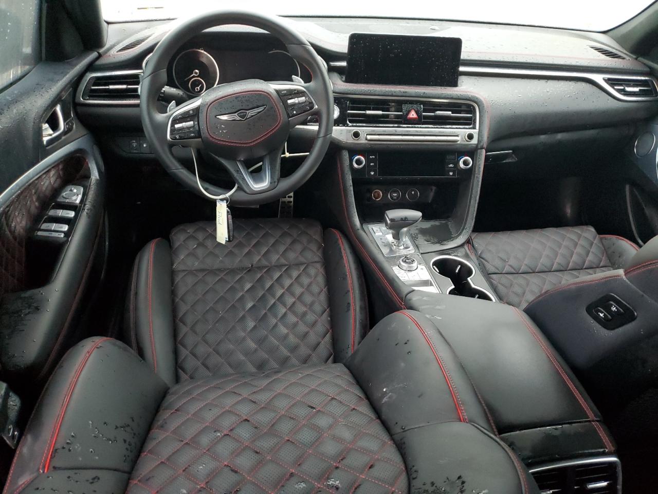 2024 Genesis G70 - Image 8