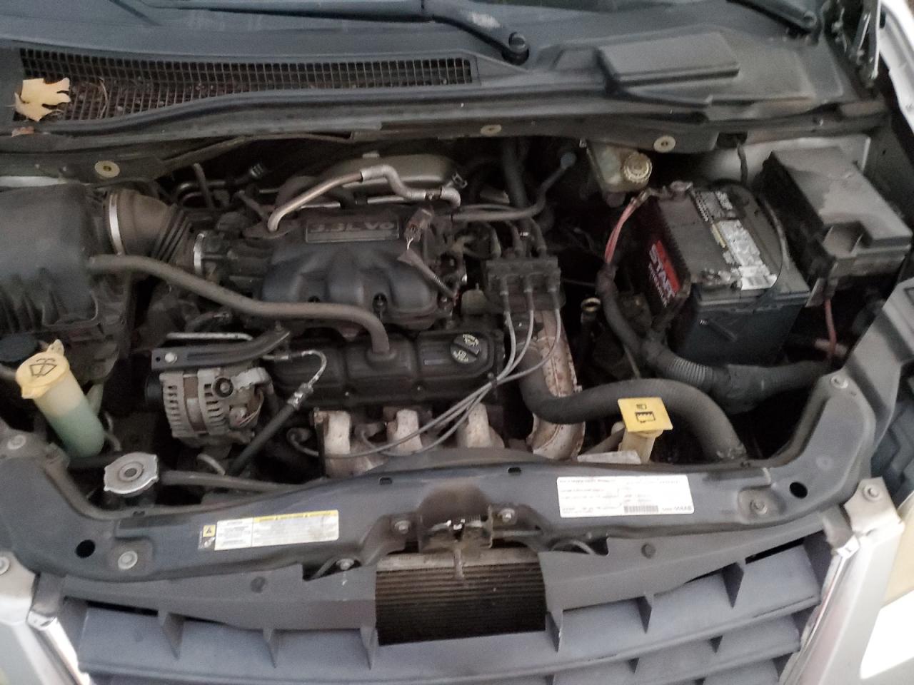 2008 Chrysler Town & Country - Image 12