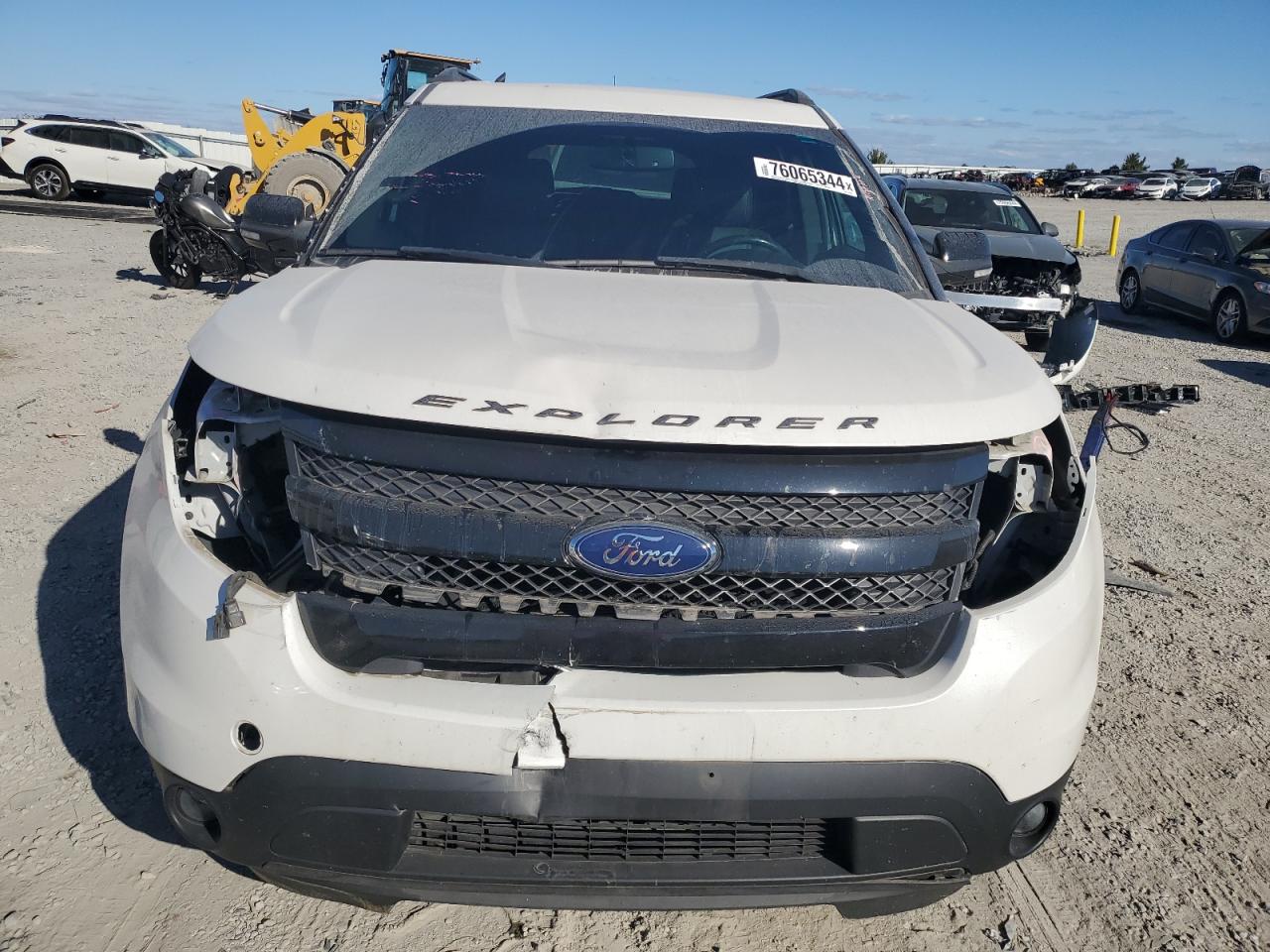2015 Ford Explorer - Image 5