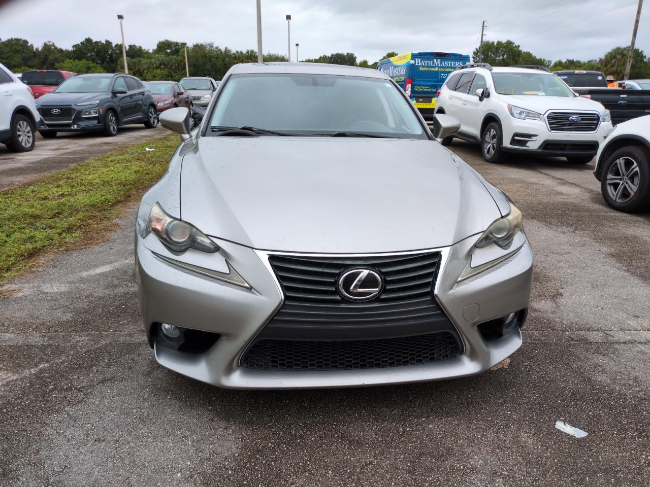 2014 Lexus IS - Image 5