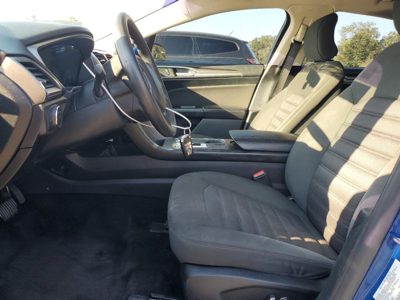 2017 Ford Fusion Se VIN: 3FA6P0H7XHR117707 Lot: 75340304