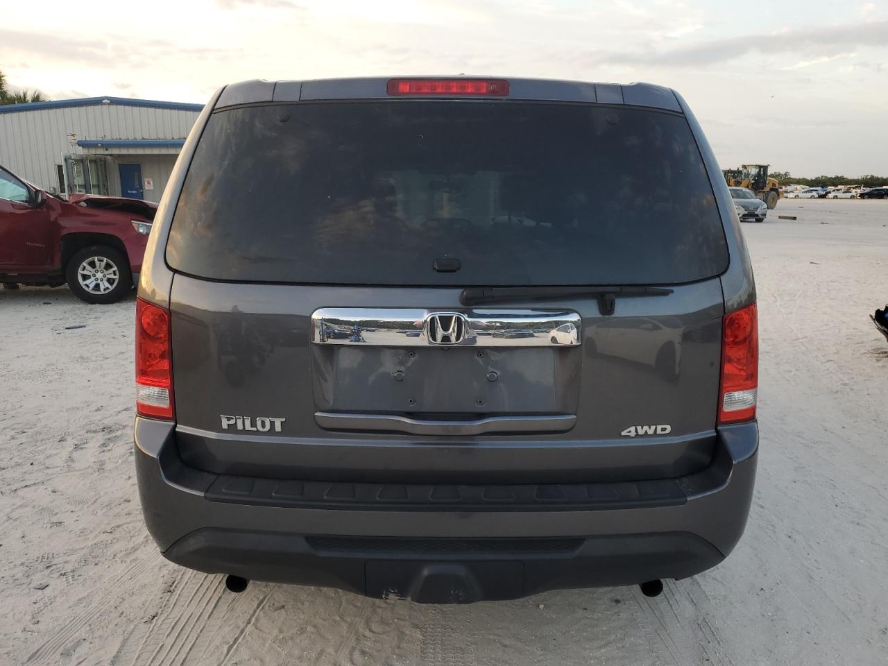 2014 Honda Pilot Lx VIN: 5FNYF4H25EB056555 Lot: 75599054