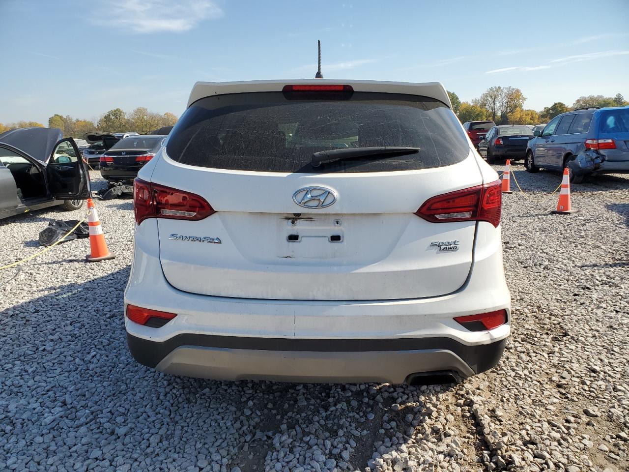 2018 Hyundai Santa Fe S VIN: 5NMZTDLB0J8071445 Lot: 77349834