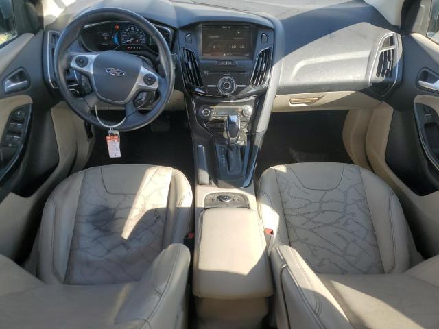 Хетчбеки FORD FOCUS 2014 Сріблястий