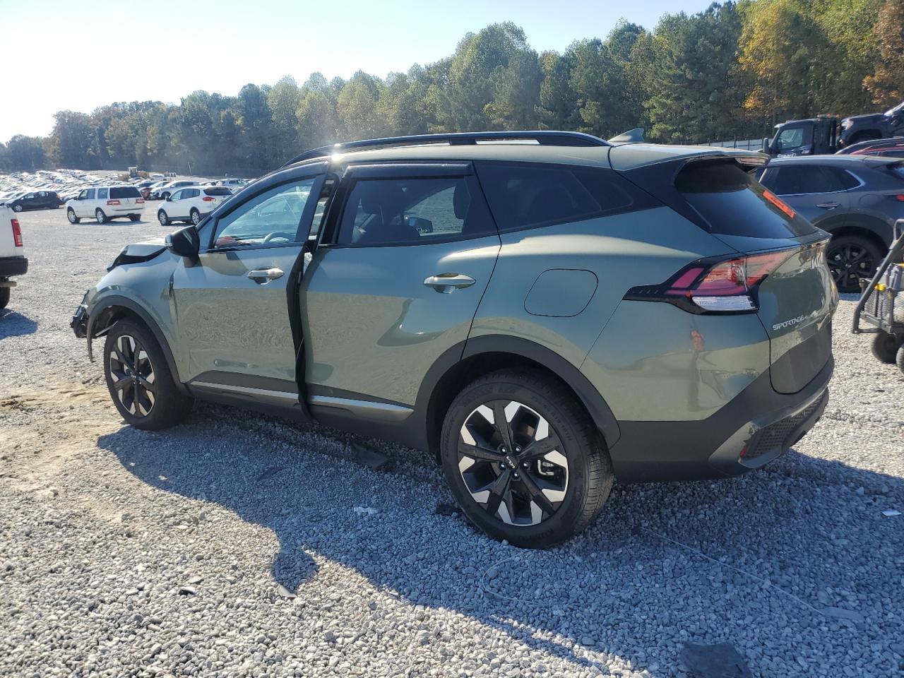 2023 Kia Sportage - Image 2
