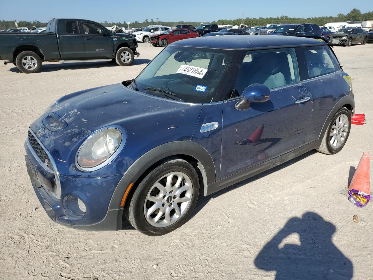 2015 MINI Cooper - Image 1