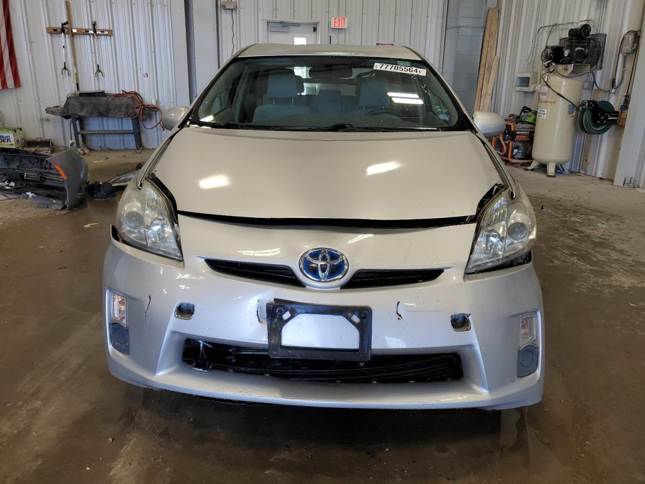 2010 Toyota Prius - Image 5