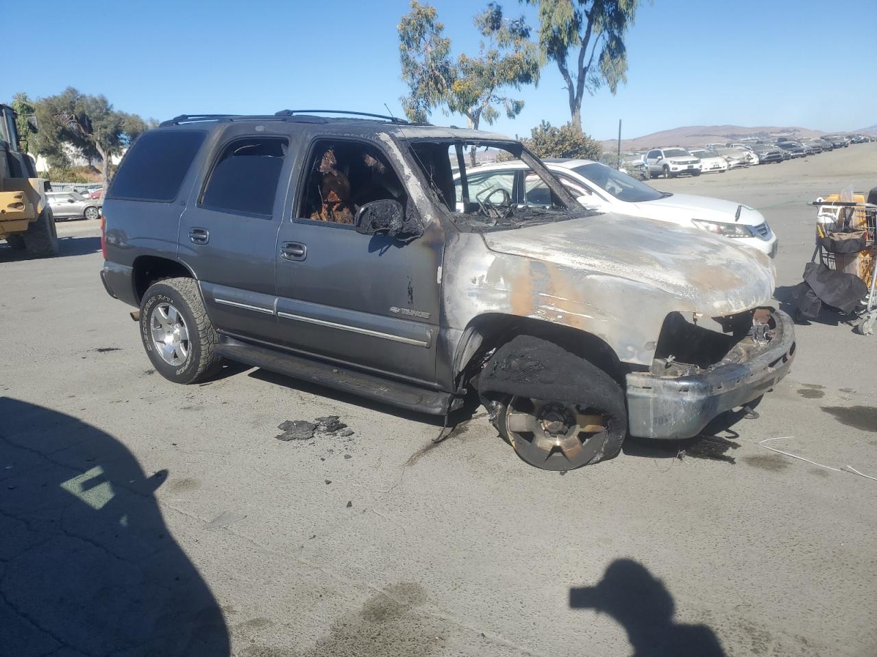 2002 Chevrolet Tahoe - Image 4