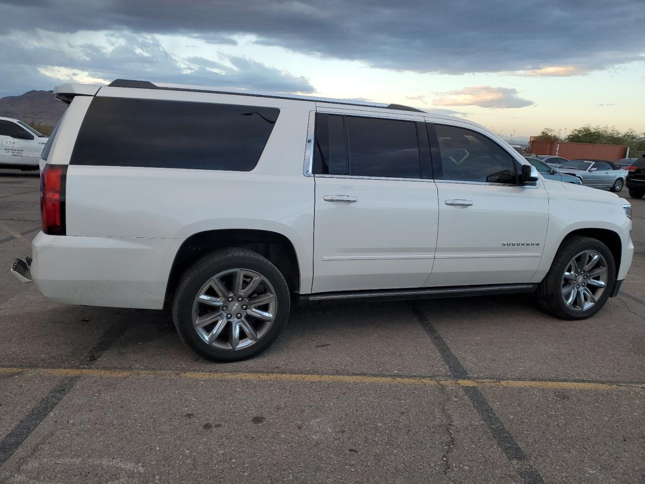 2018 Chevrolet Suburban - Image 3