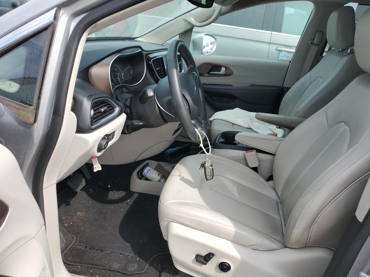 2017 Chrysler Pacifica Touring L Plus VIN: 2C4RC1EG5HR811966 Lot: 76203494