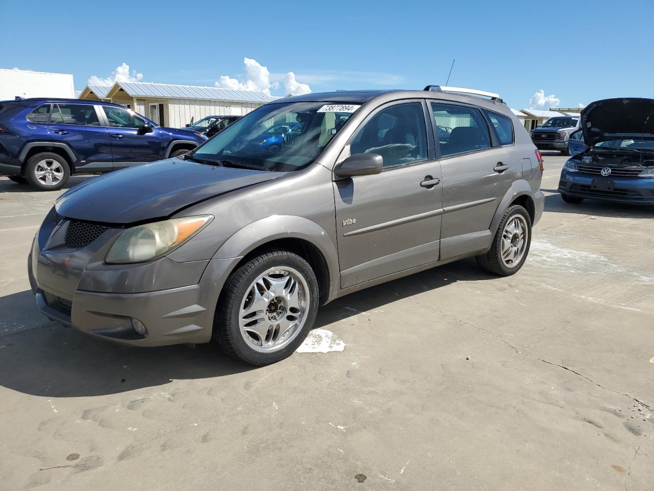 2003 Pontiac Vibe - Image 1