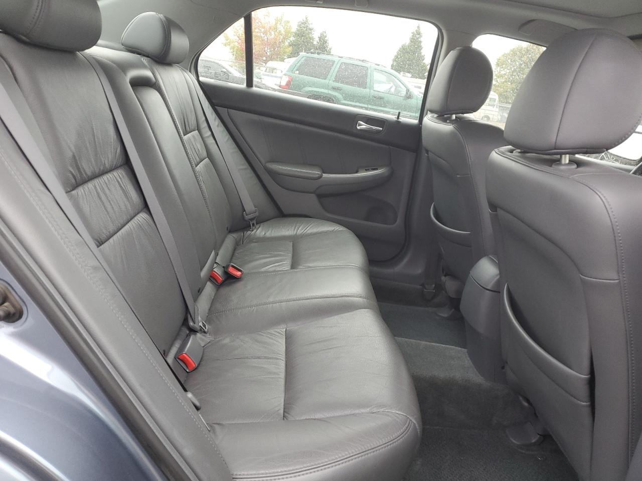 2007 Honda Accord - Image 11