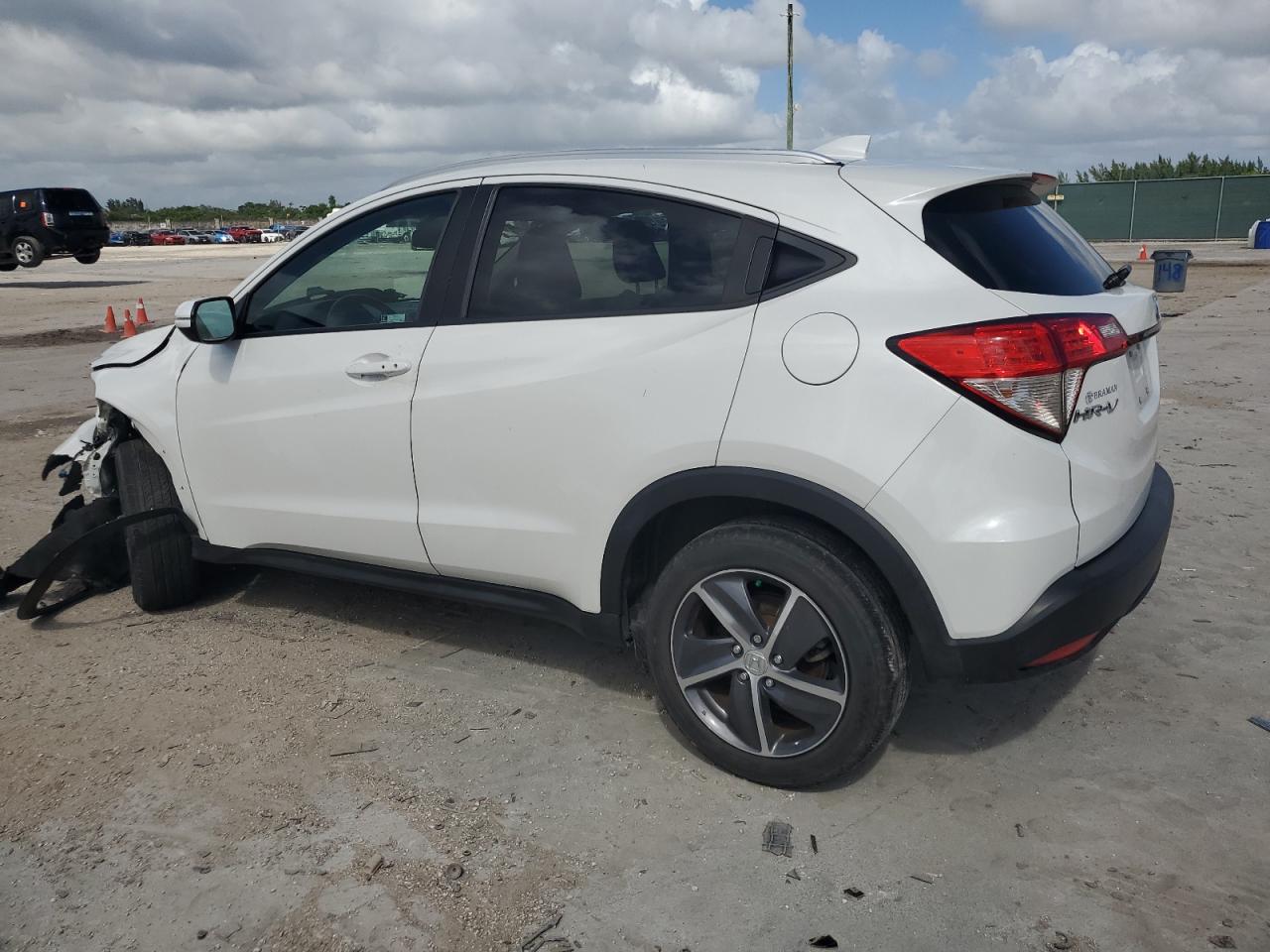 VIN 3CZRU5H70MM729297 2021 HONDA HR-V no.2