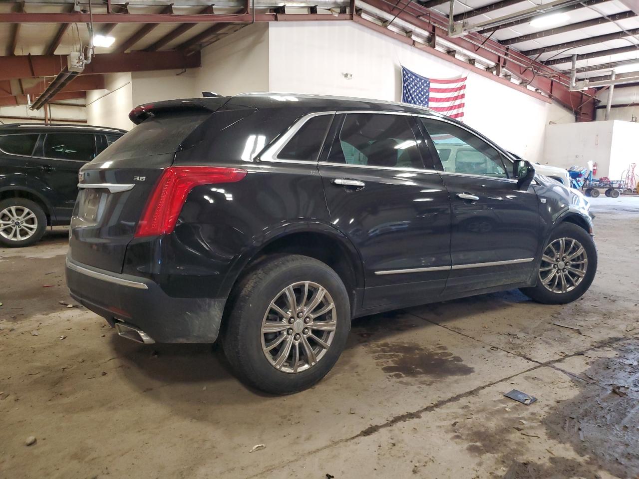 2018 Cadillac XT5 - Image 3