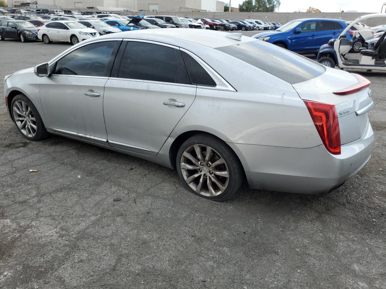 2017 Cadillac XTS - Image 2