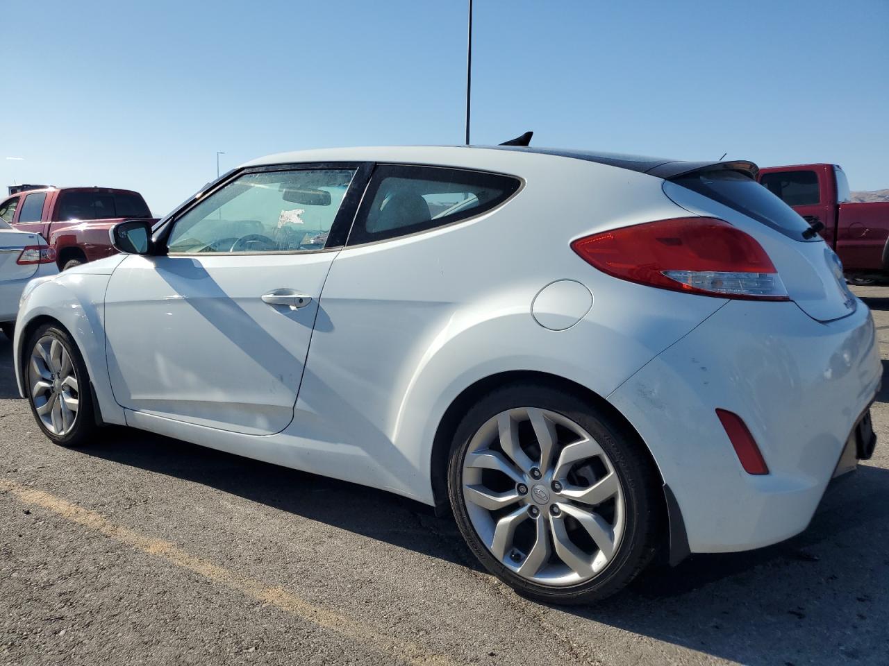 VIN KMHTC6AD7DU162114 2013 HYUNDAI VELOSTER no.2