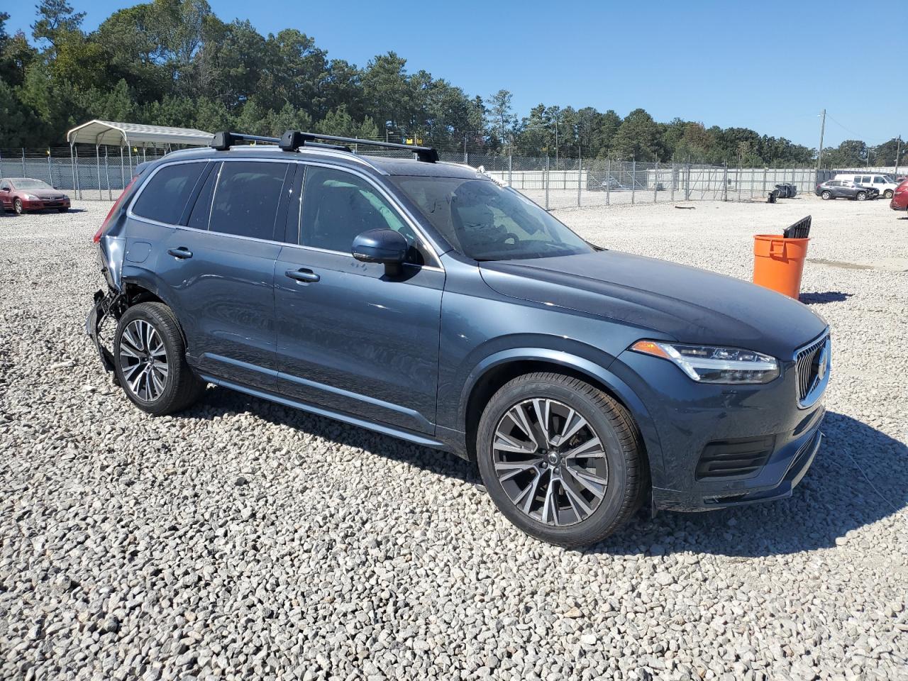 2022 Volvo XC90 - Image 4