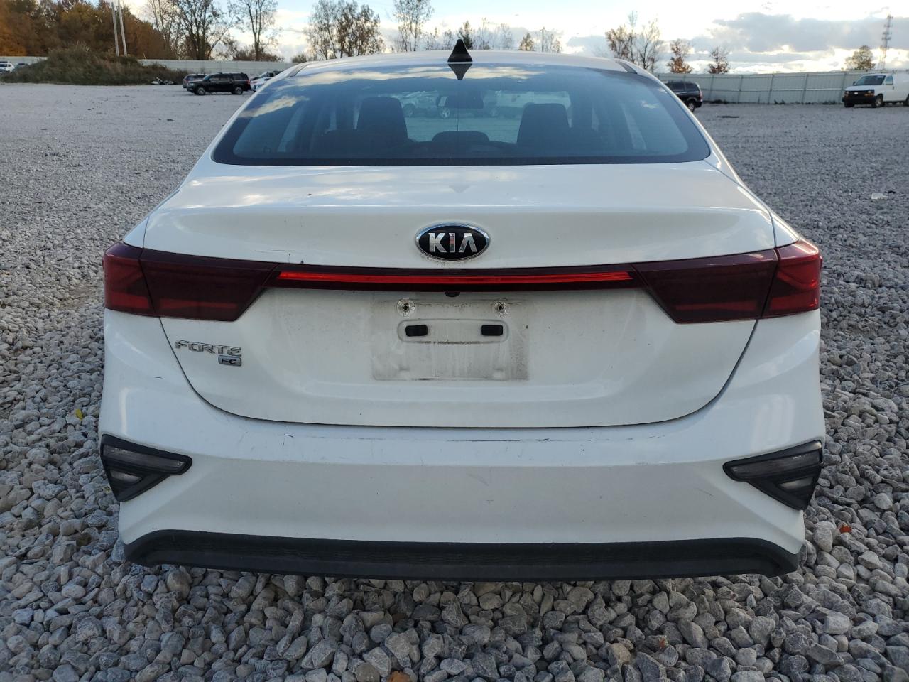 2021 Kia Forte - Image 6
