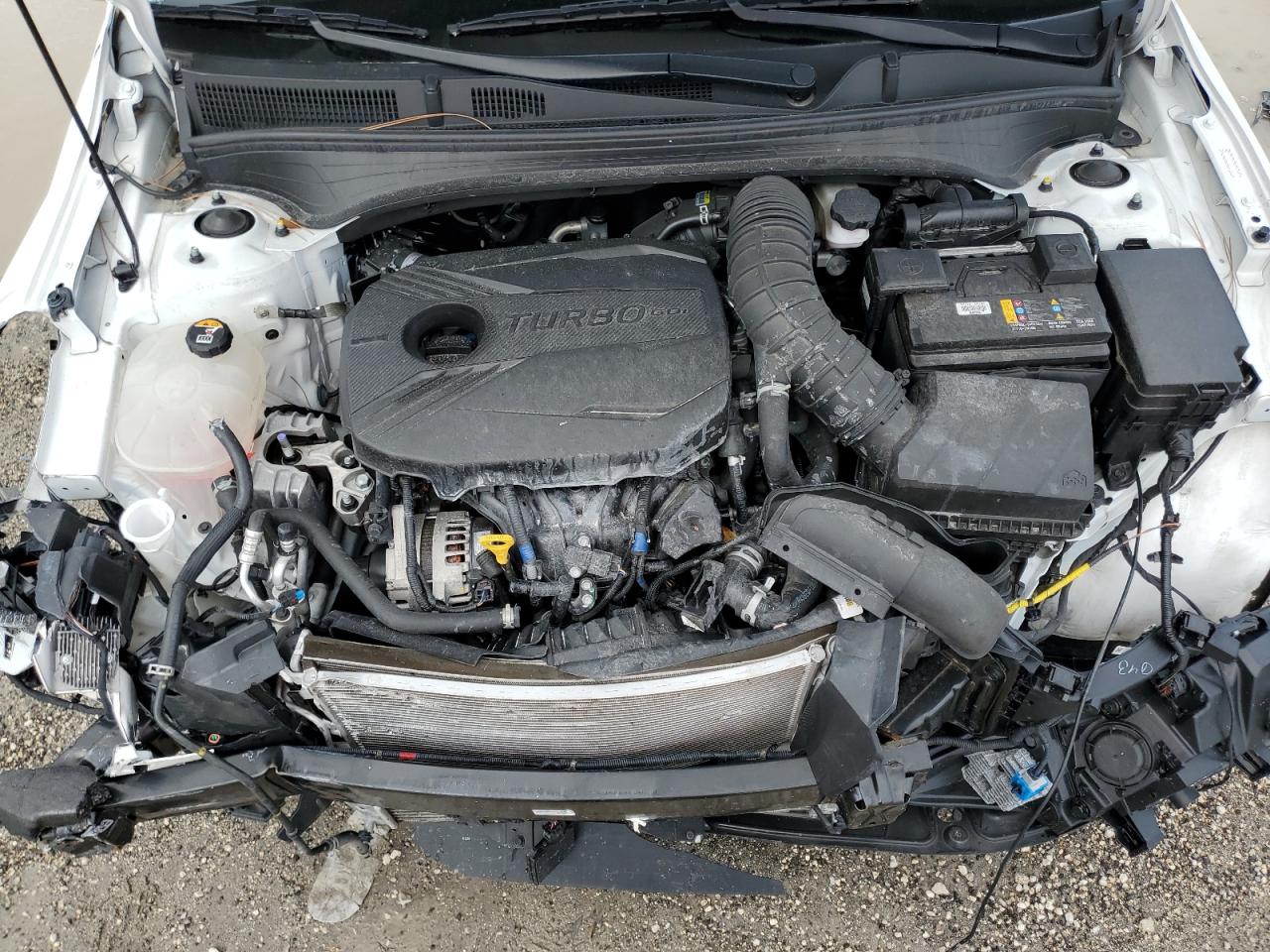 2023 Kia Forte - Image 13