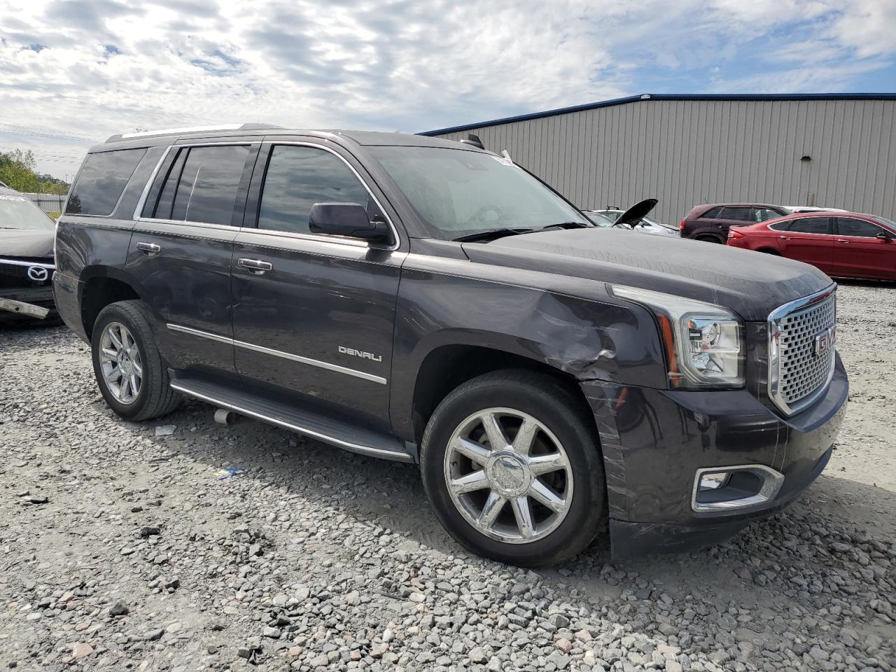 2016 GMC Yukon - Image 4