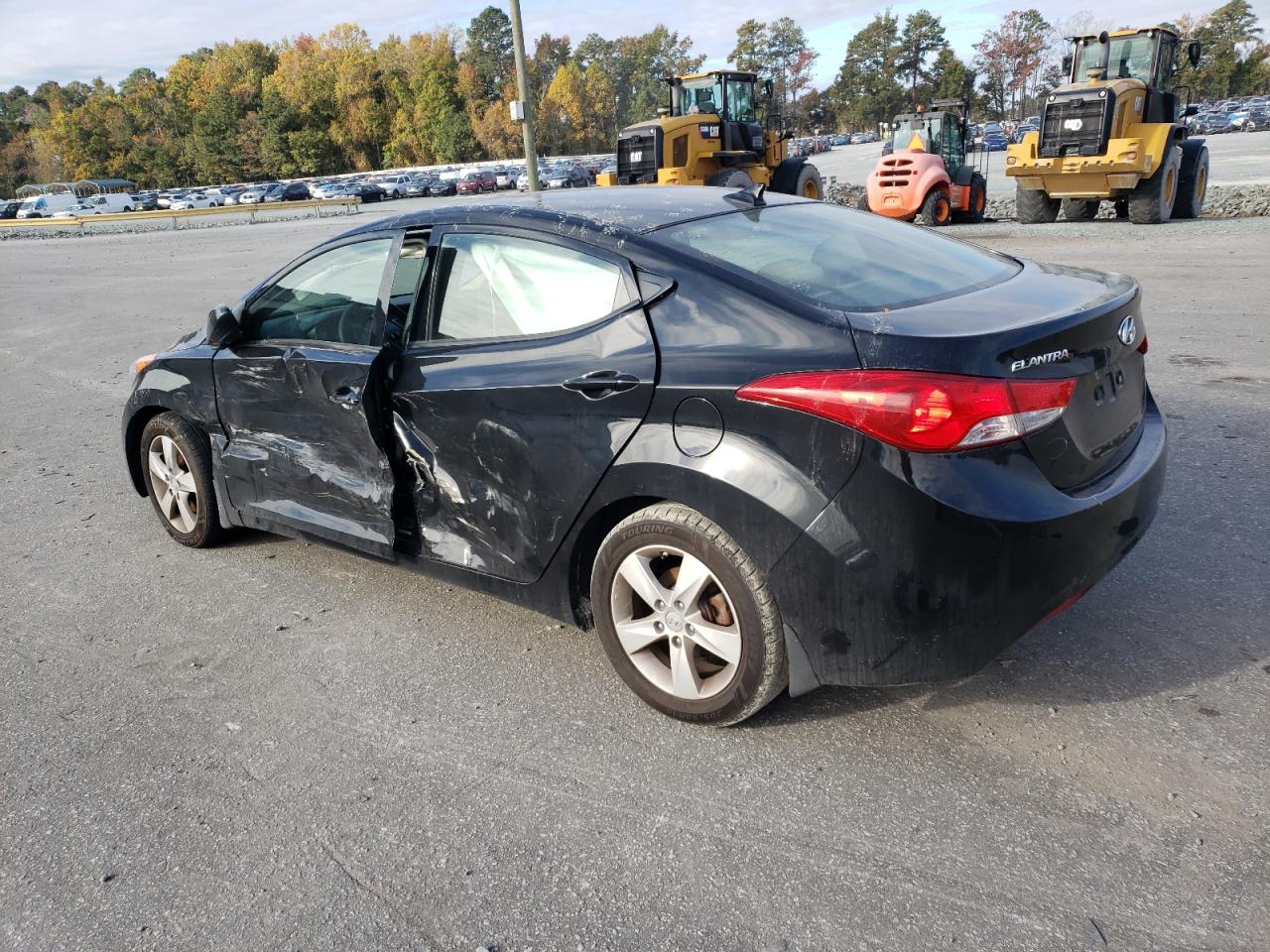 VIN 5NPDH4AE4DH246134 2013 HYUNDAI ELANTRA no.2