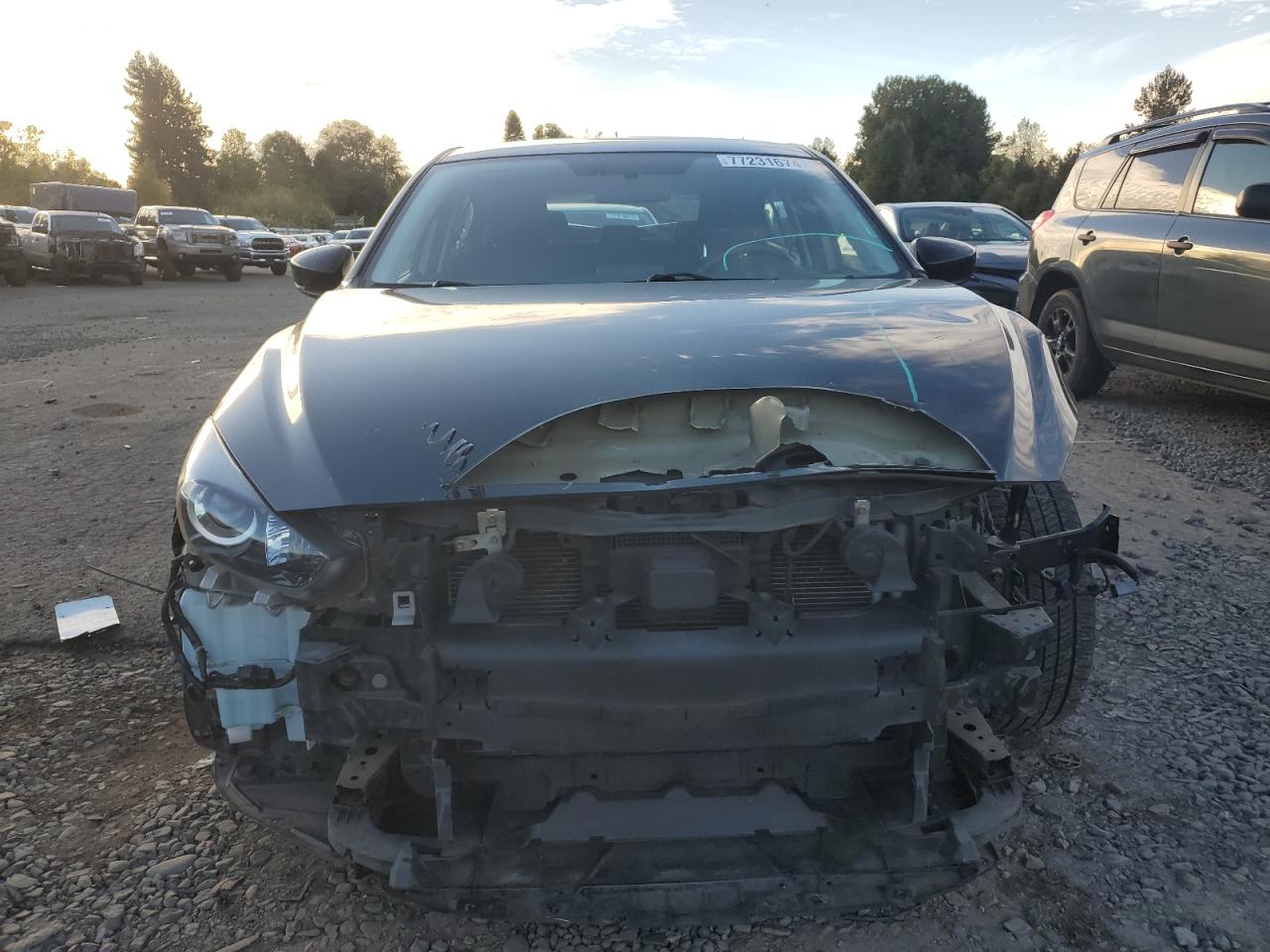 2017 Mazda 3 - Image 5