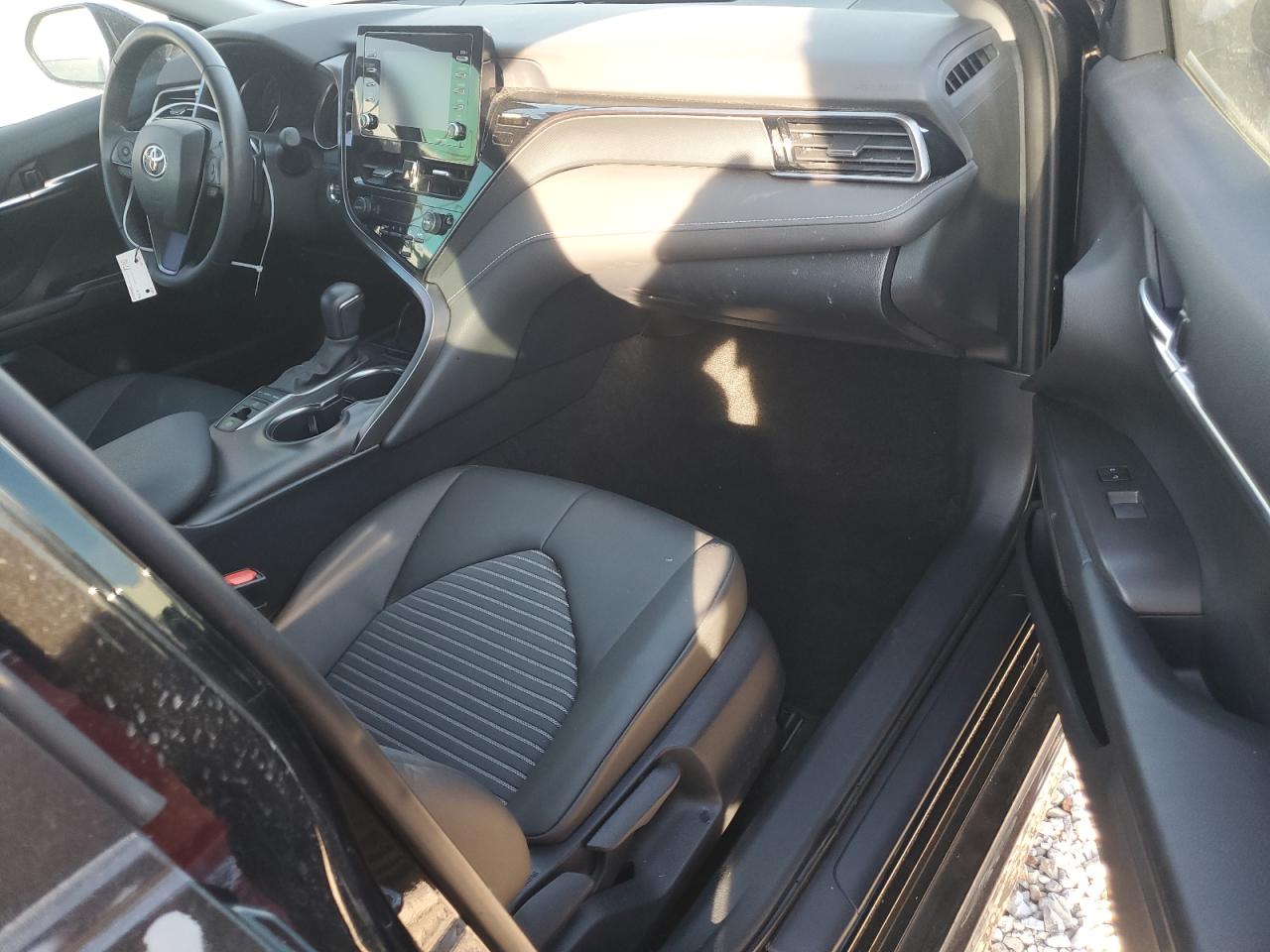 2023 Toyota Camry - Image 8