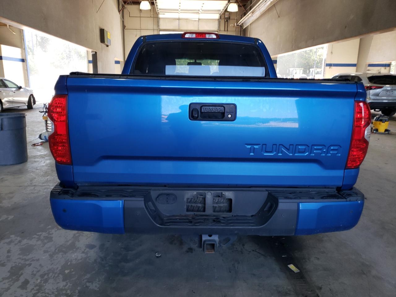 5TFDY5F11GX553541 2016 Toyota Tundra Crewmax Sr5