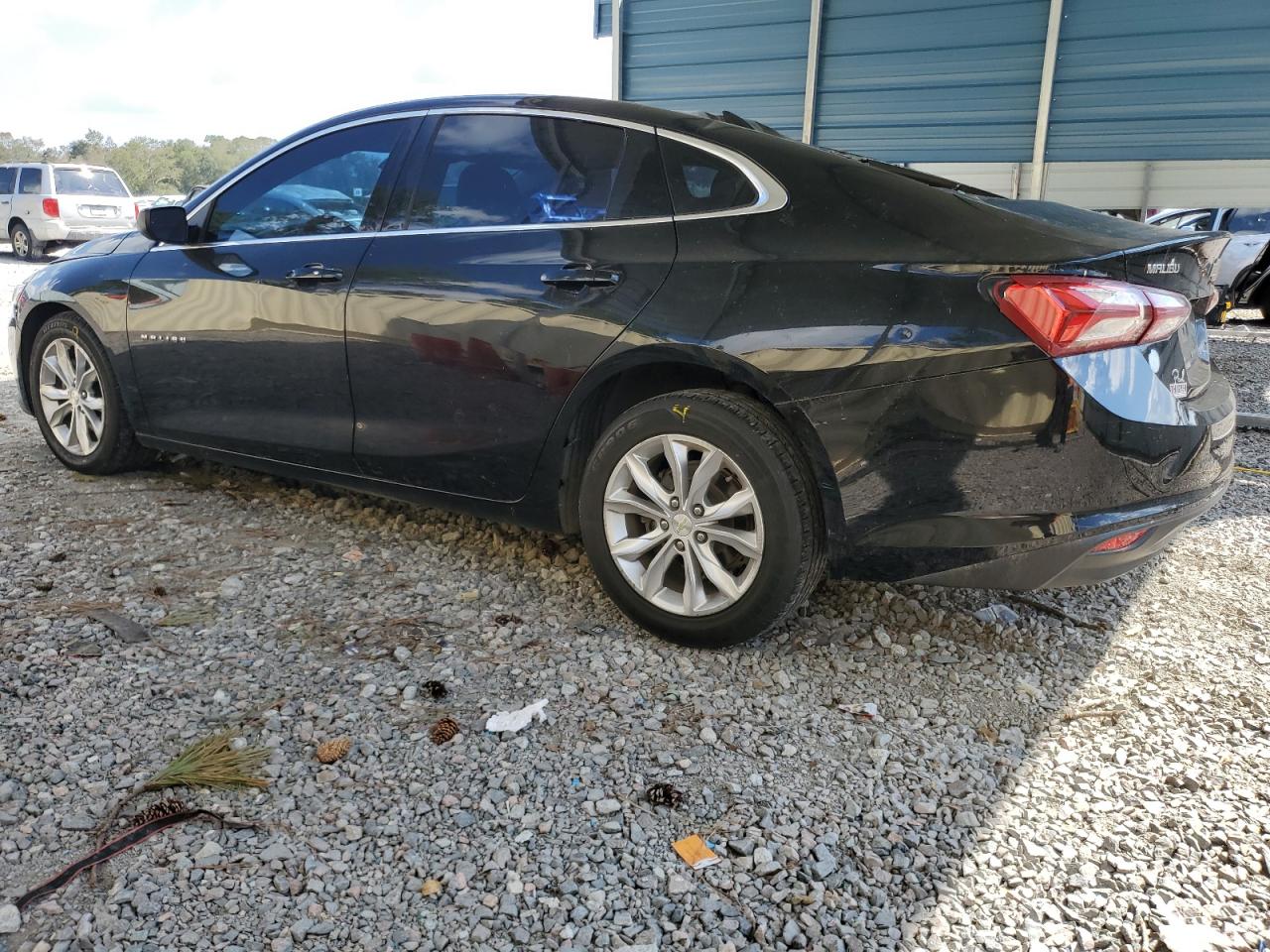 2019 Chevrolet Malibu - Image 2