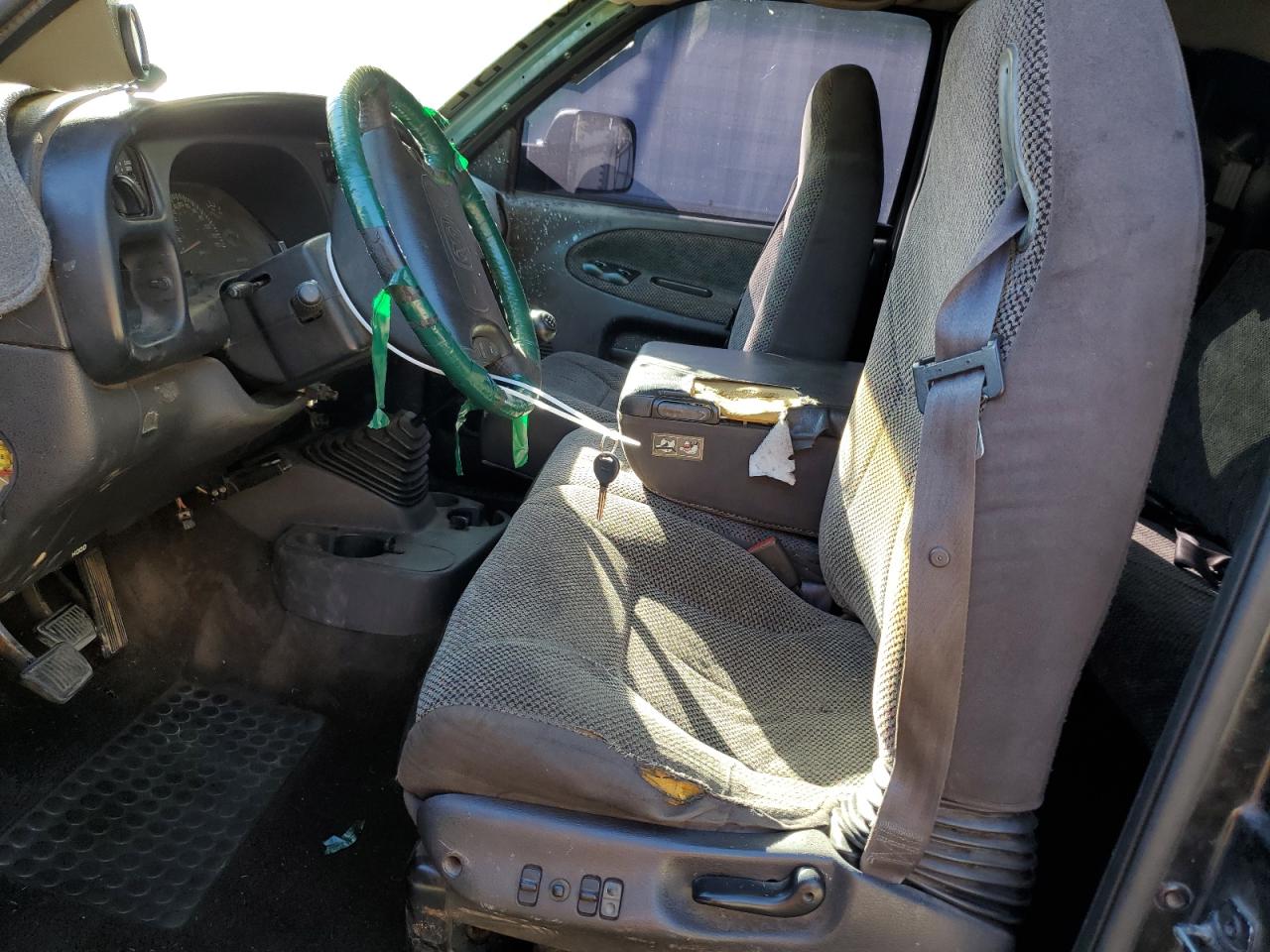 1999 Dodge RAM - Image 7