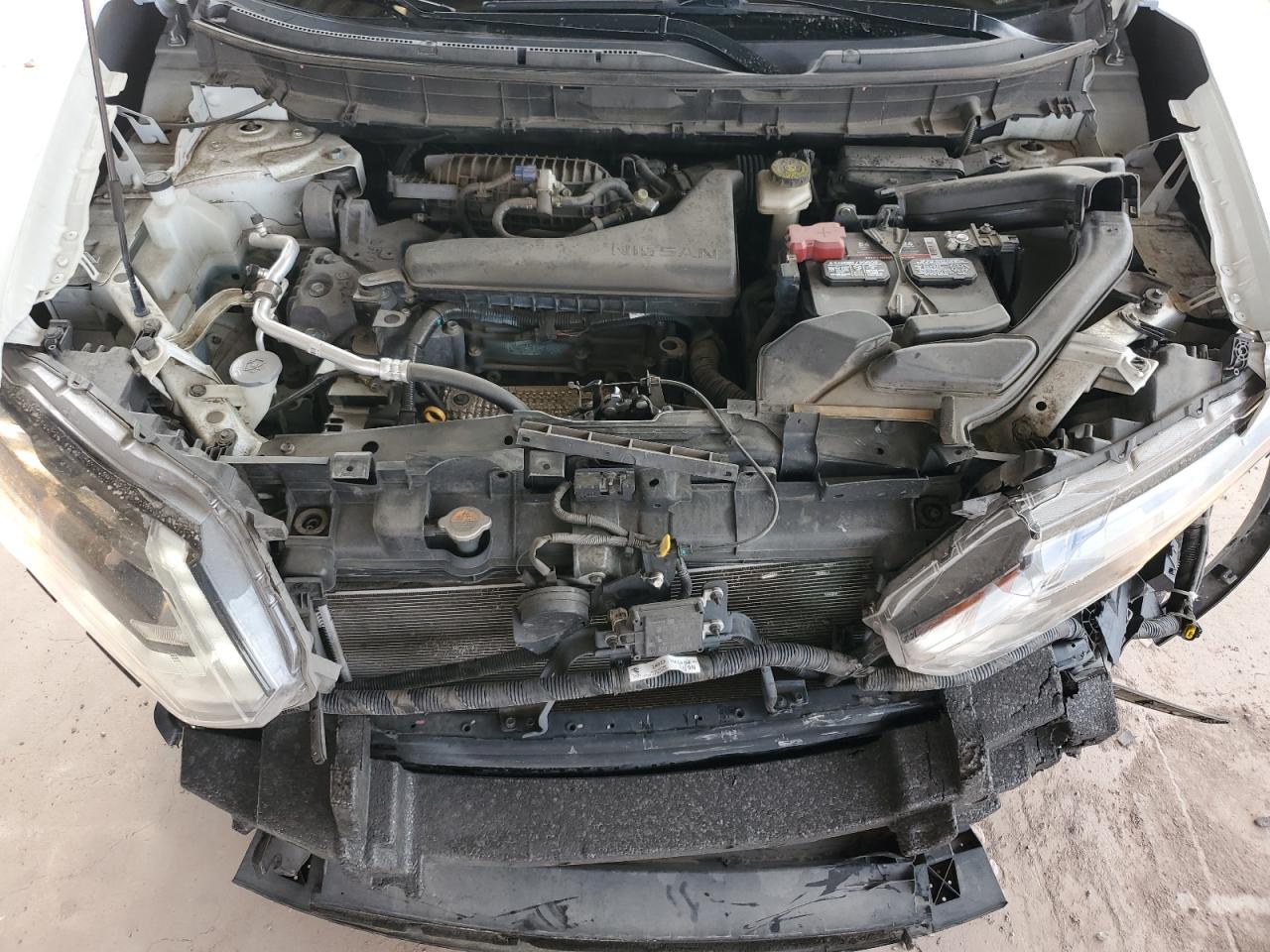 2017 Nissan Rogue - Image 11