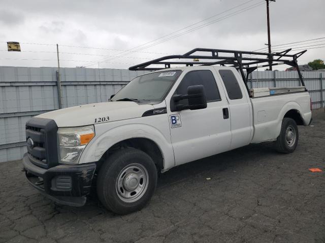 2012 Ford F250 Super Duty продається в Colton, CA - Rear End