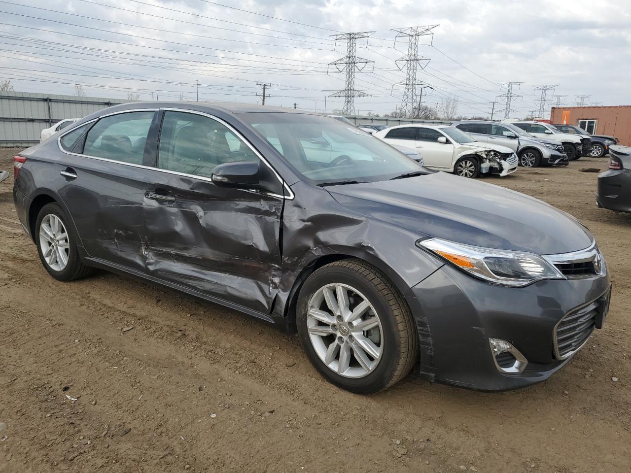 2014 Toyota Avalon - Image 4