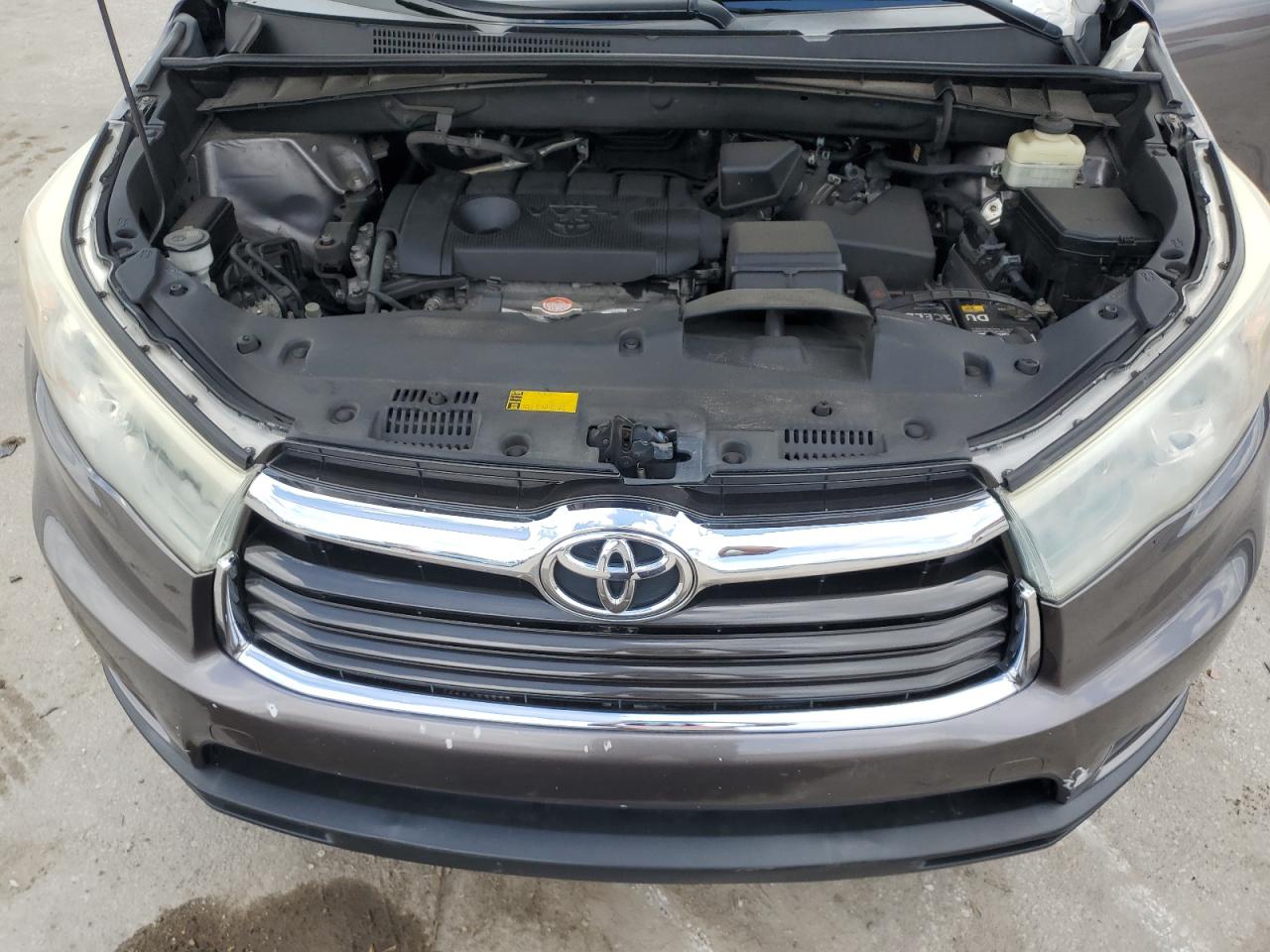 2016 Toyota Highlander Le VIN: 5TDZARFH3GS022488 Lot: 74322654