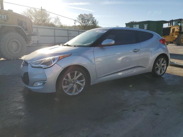  HYUNDAI VELOSTER 2017 Серебристый