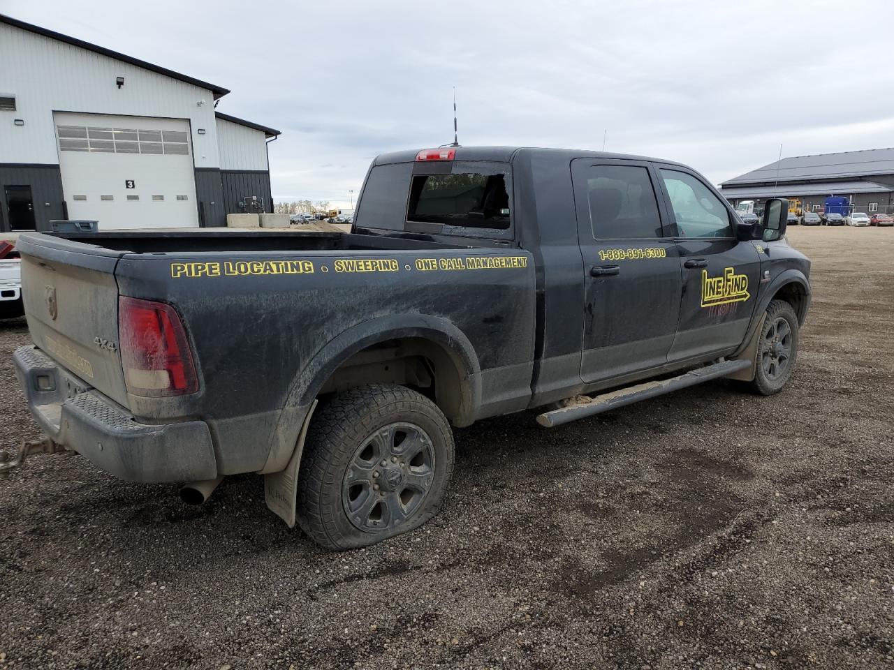 2015 RAM 3500 - Image 3