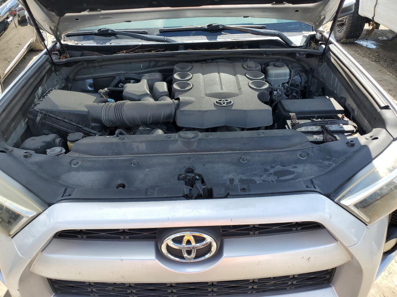 2015 Toyota 4Runner Sr5 VIN: JTEBU5JR8F5216693 Lot: 74192994