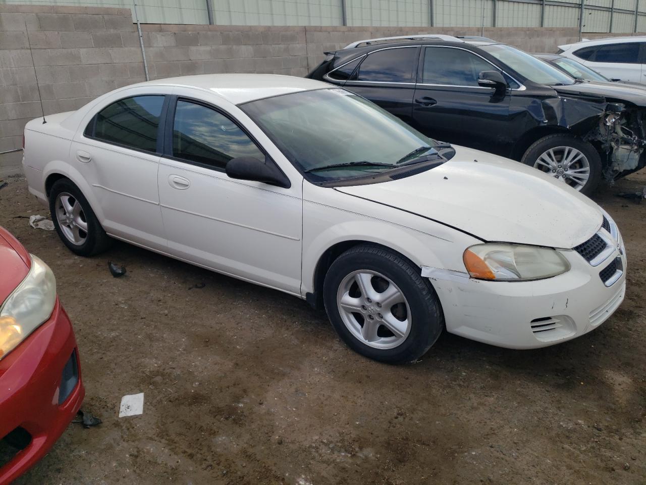 2005 Dodge Stratus - Image 4