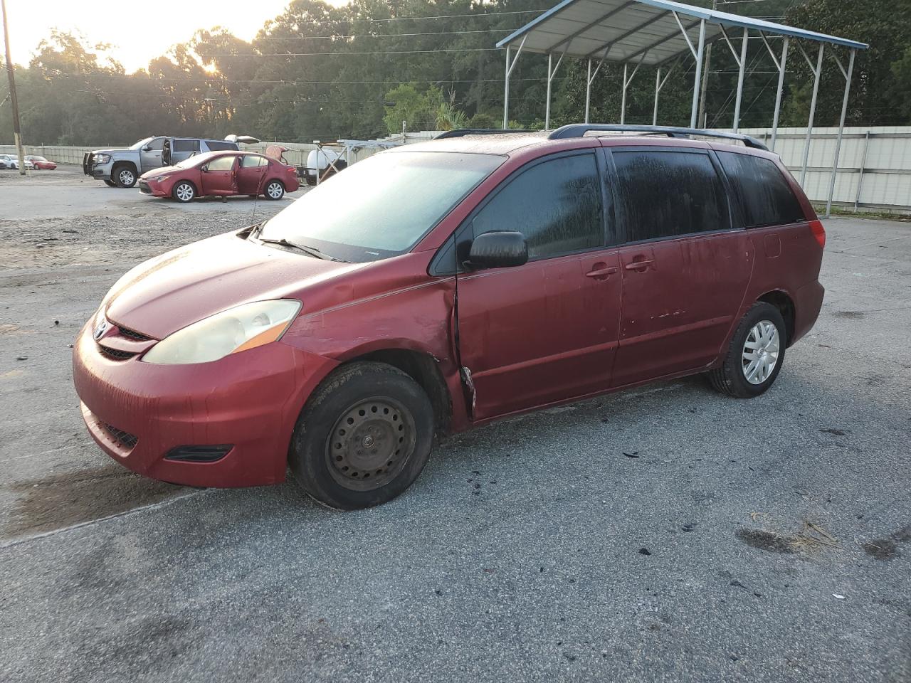 2006 Toyota Sienna - Image 1