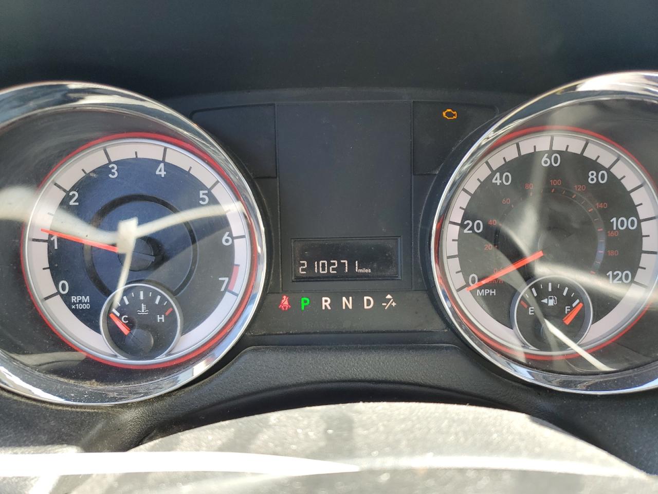 2014 Dodge Caravan - Image 9