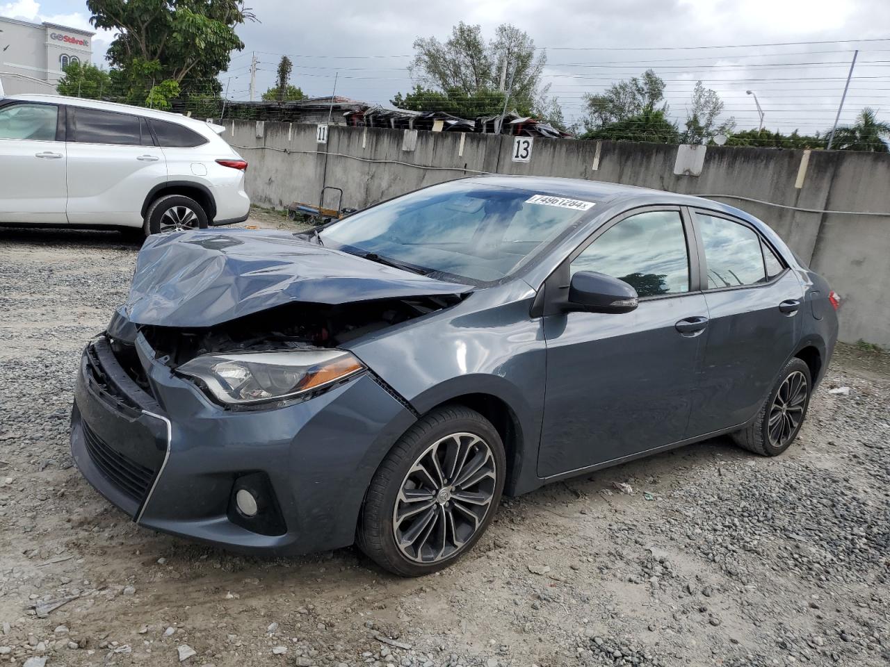 5YFBURHE6FP263299 2015 TOYOTA COROLLA - Image 1