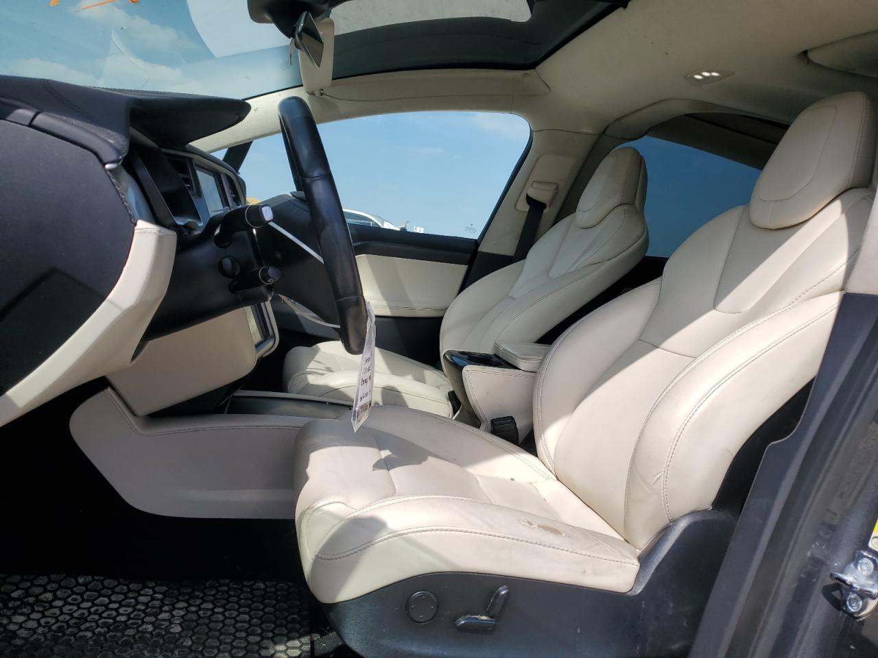 5YJXCAE23JF120643 2018 Tesla Model X