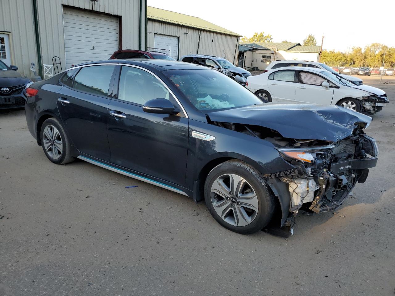 VIN KNAGV4LD7H5010929 2017 KIA OPTIMA no.4