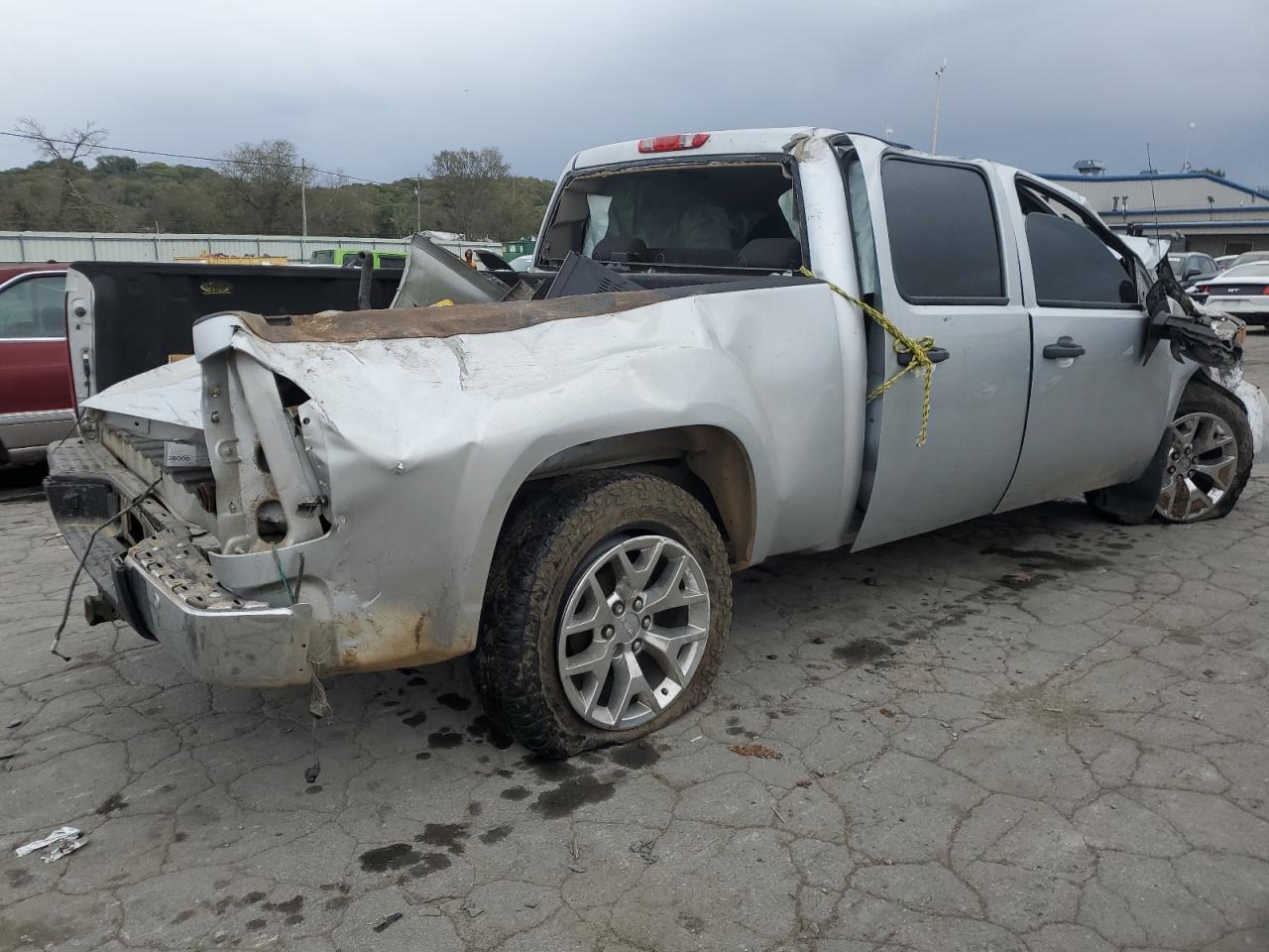 2013 GMC Sierra - Image 3