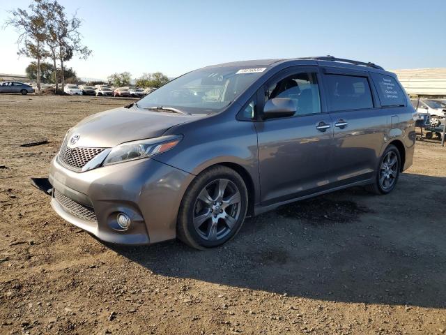 2017 Toyota Sienna Se