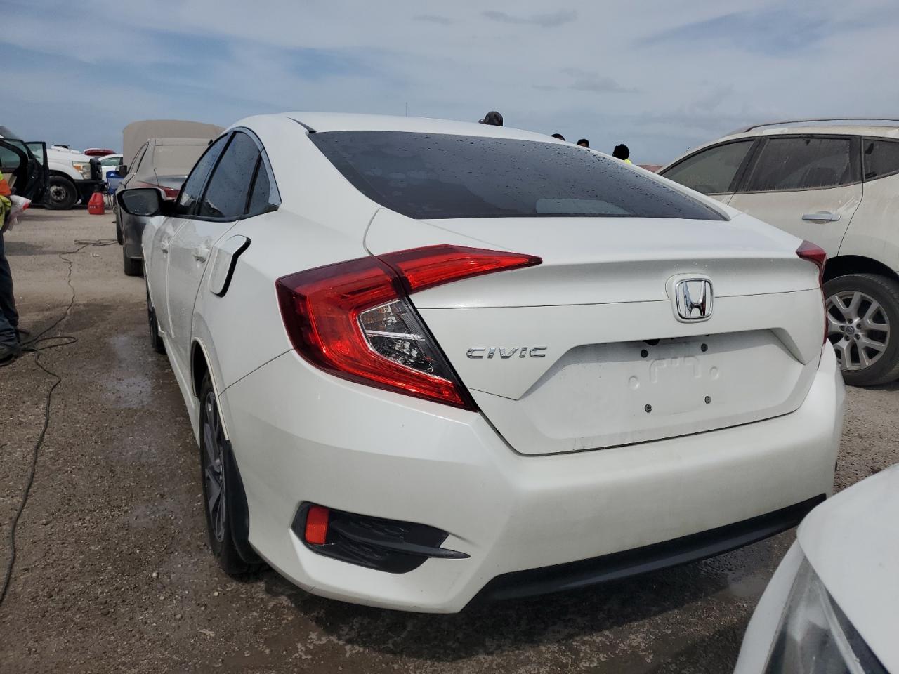 2016 Honda Civic - Image 6
