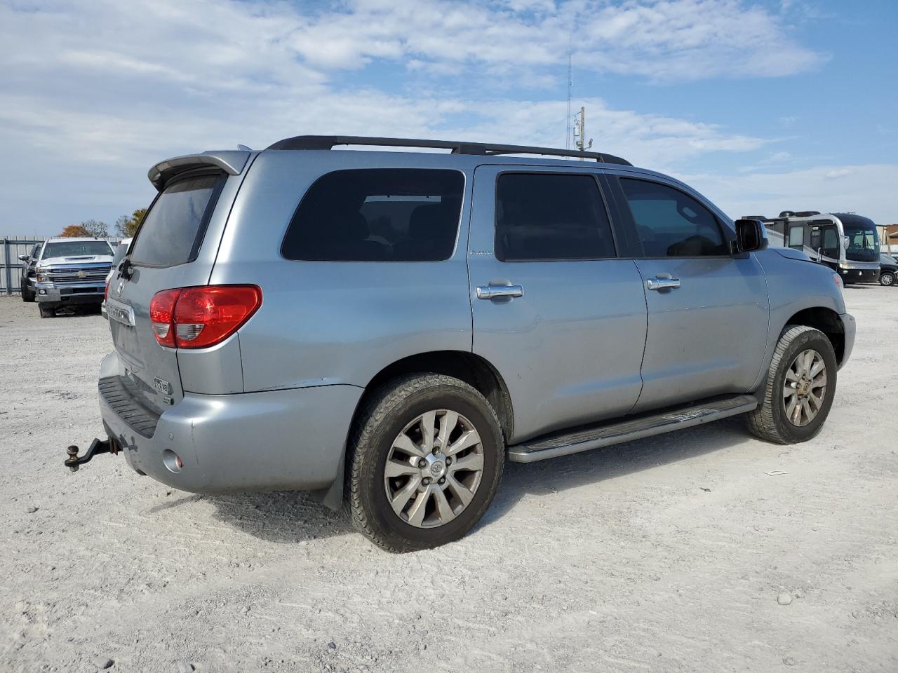 2010 Toyota Sequoia Platinum VIN: 5TDDW5G14AS024859 Lot: 77902944