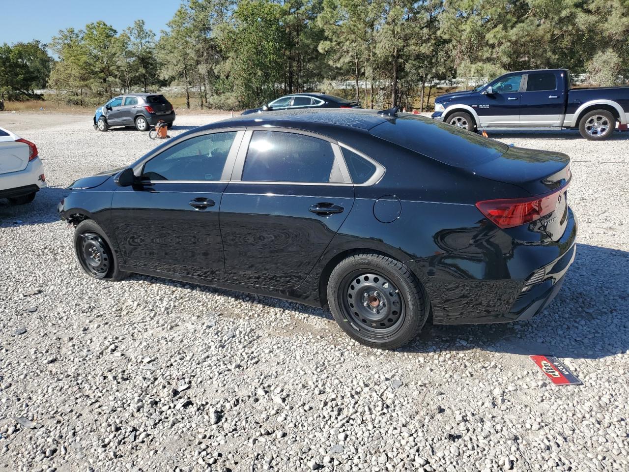 2024 Kia Forte - Image 2