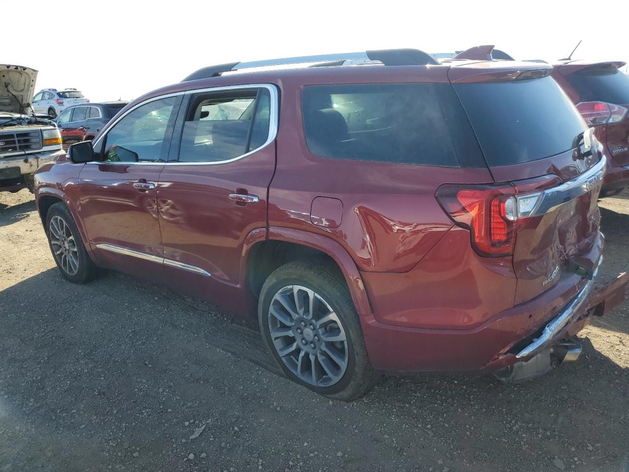 2020 GMC Acadia - Image 2